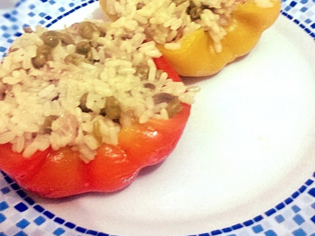 Peperoni ripieni in padella