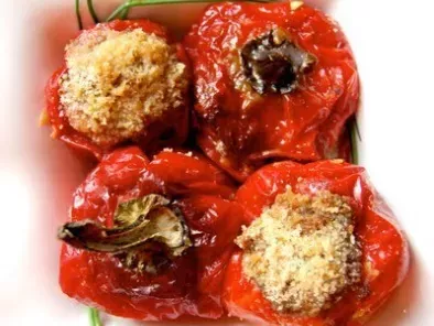 Peperoni rossi tondi ripieni di carne - foto 2