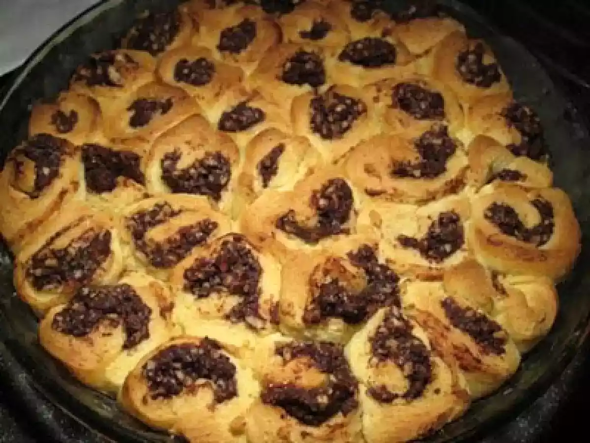 Per festeggiare il nuovo anno: TORTA NIDO D'APE