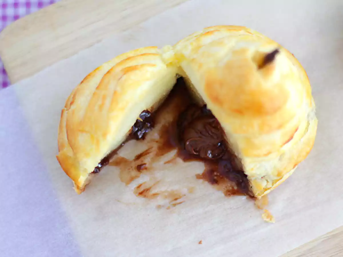 Pere in crosta di sfoglia con cuore al cioccolato - foto 2