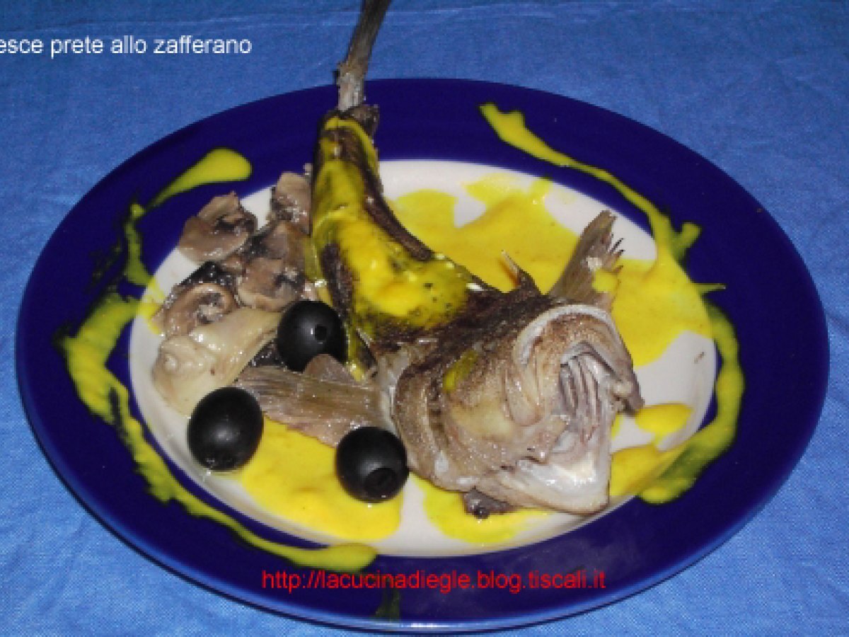 Pesce prete allo zafferano