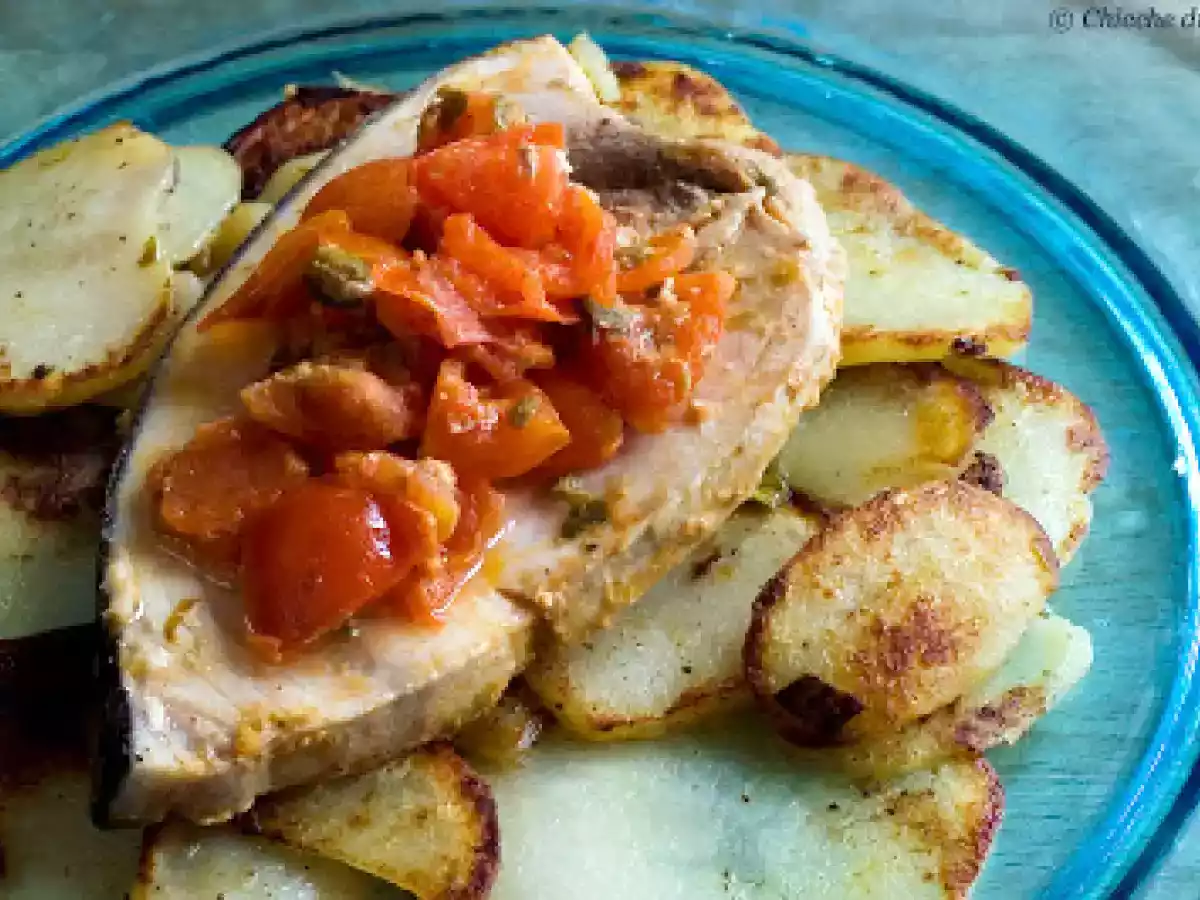 Pesce spada al pomodoro su letto di patate