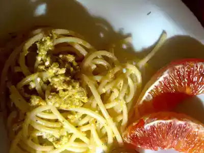 Pesto agli agrumi di filippo la mantia con spaghetti integrali