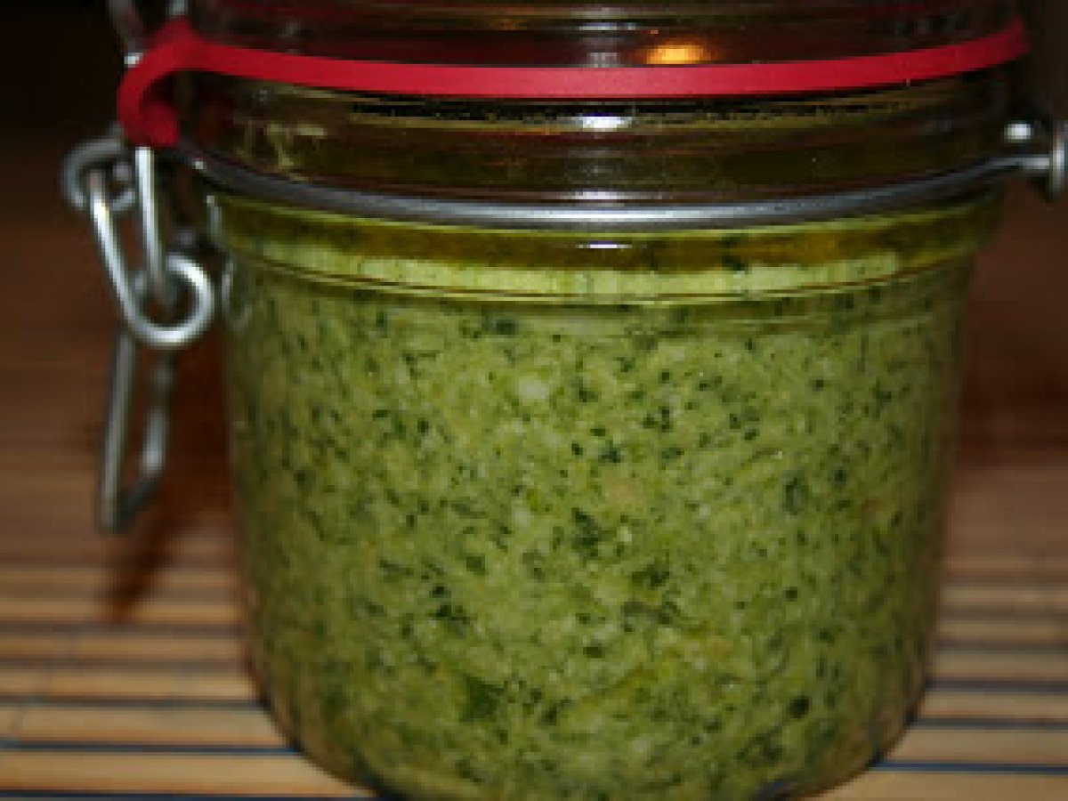 PESTO DI FOGLIE DI SEDANO E GAMBI AL FORNO - foto 3