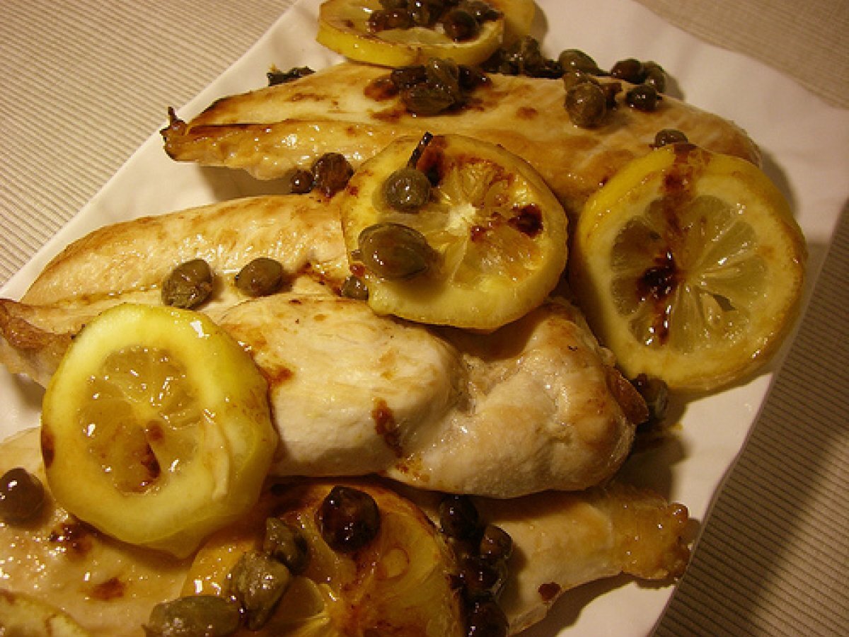 Petti di pollo al forno con limone e capperi - foto 2