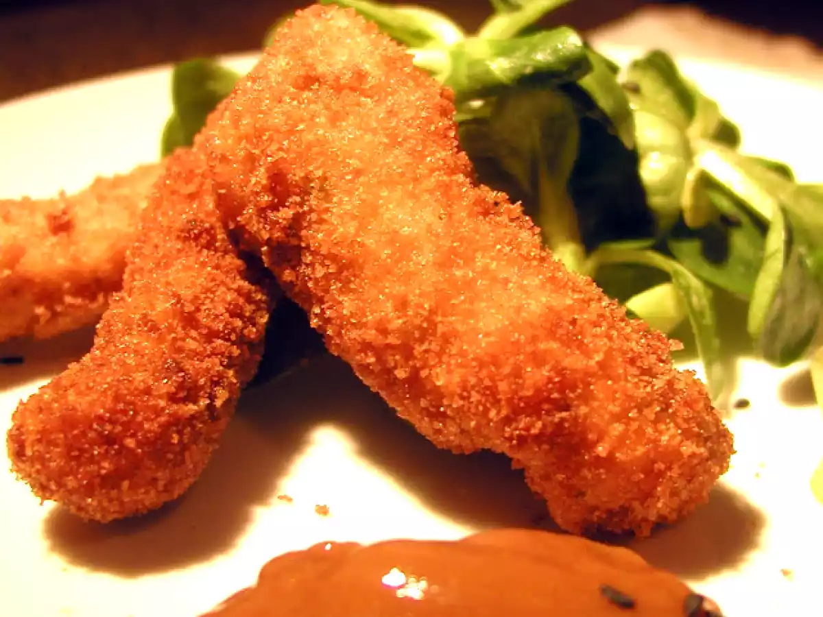 Petto di pollo al limone fritto con salsa alla senape e miele