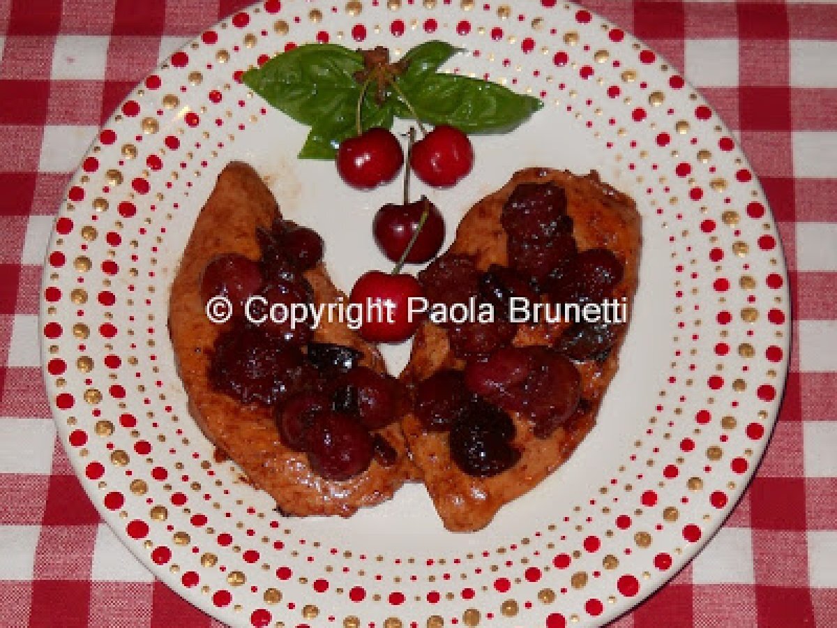 Petto di pollo con ciliegie