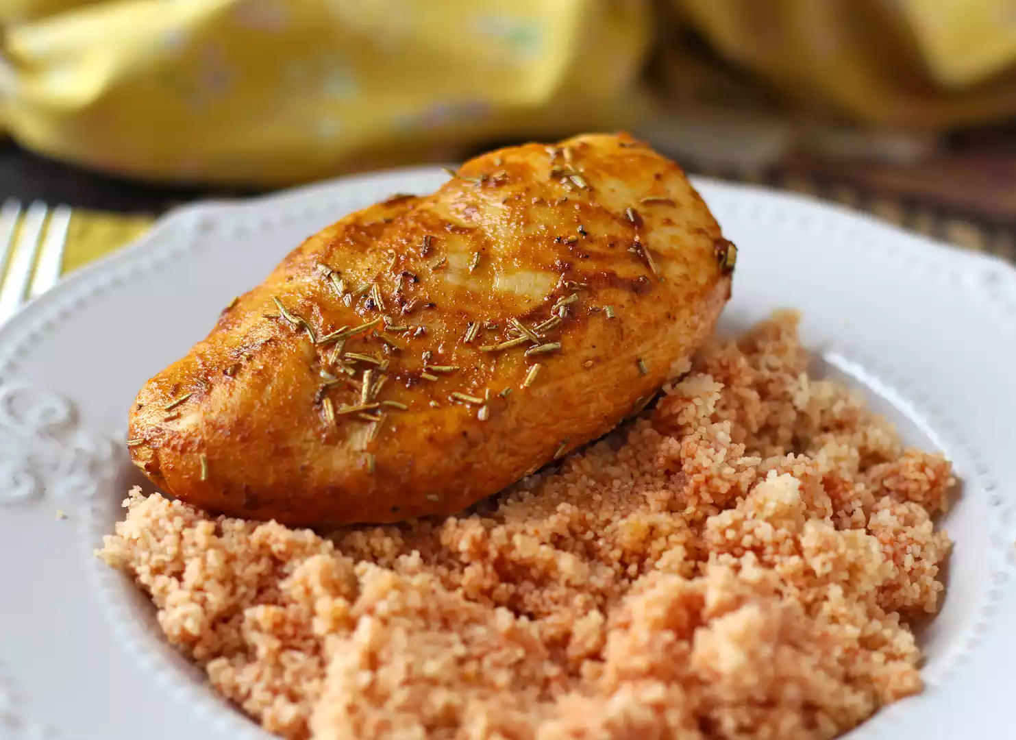 Petto di pollo in friggitrice ad aria: succoso, dorato e pronto in pochi minuti!