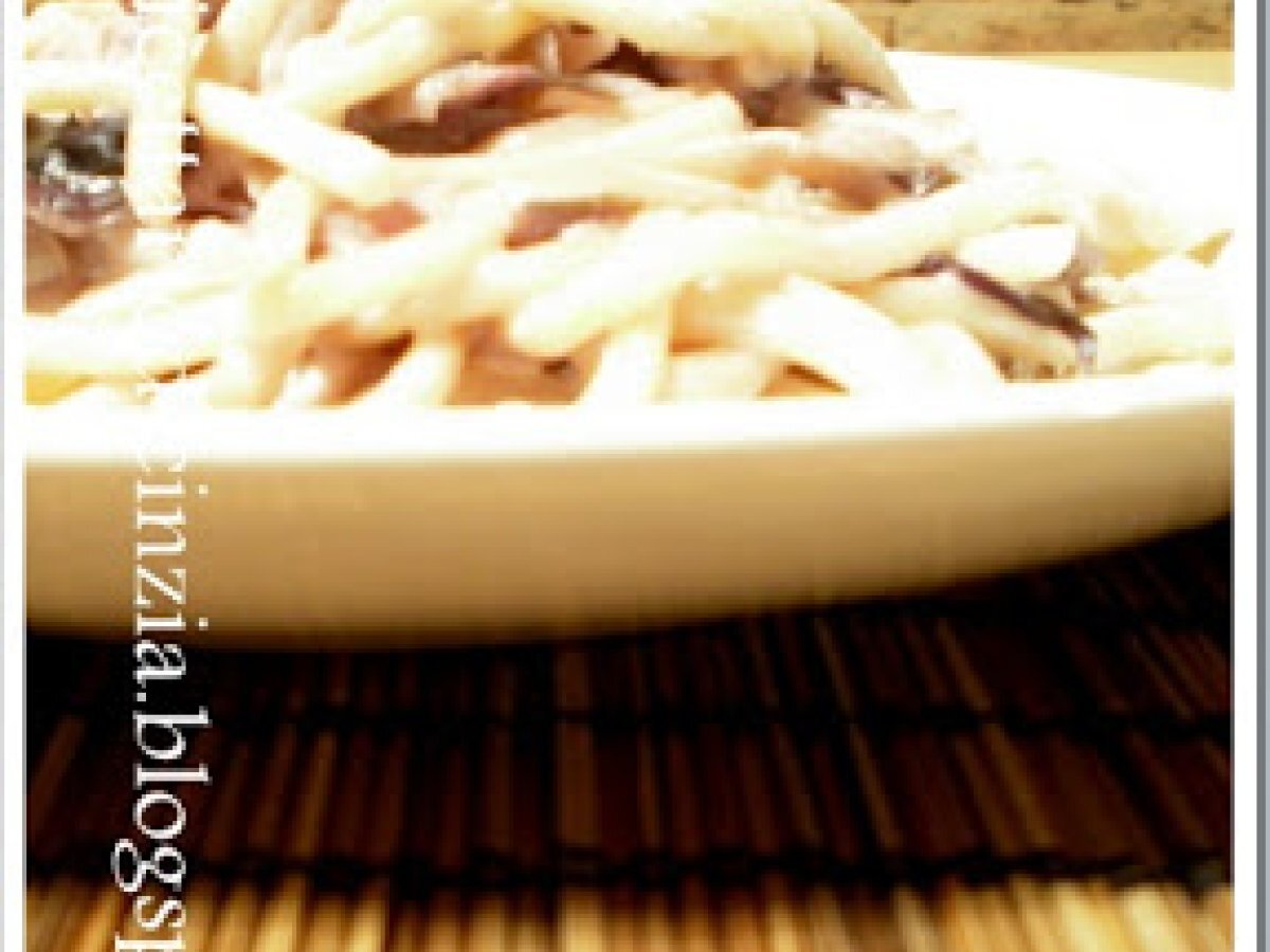 Pici con radicchio, Philadelphia e Aceto balsamico
