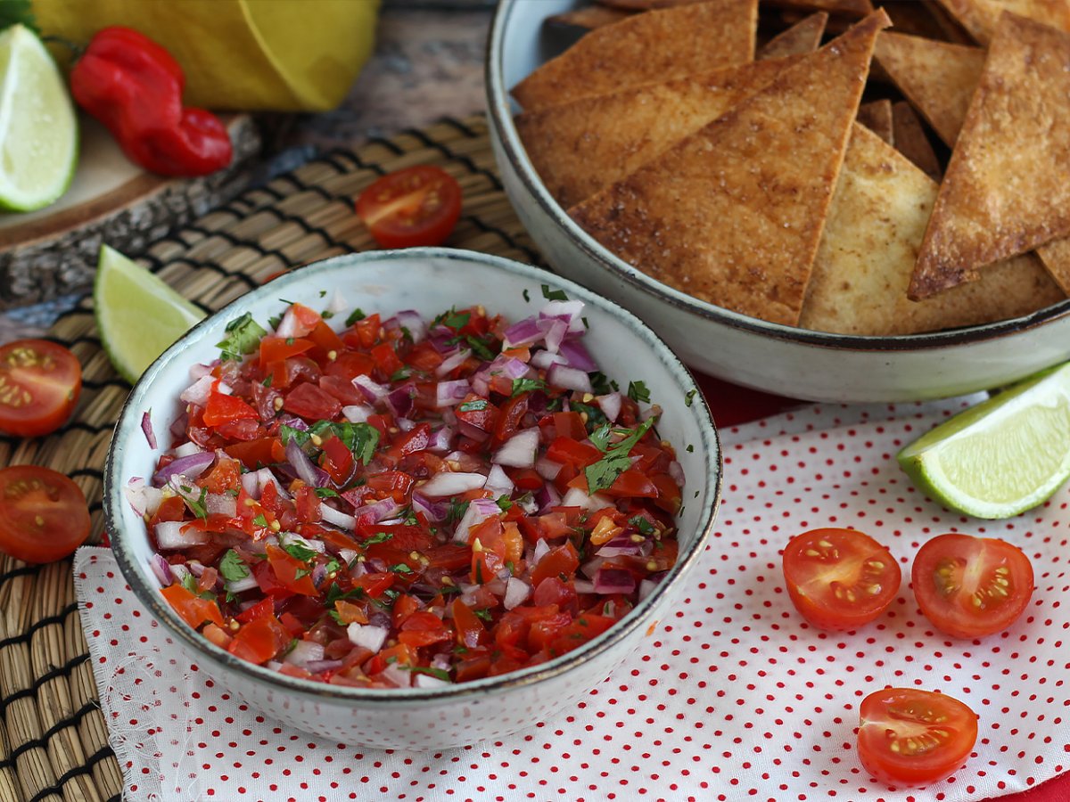 Pico de gallo e Chips tortillas - Aperitivo Messicano