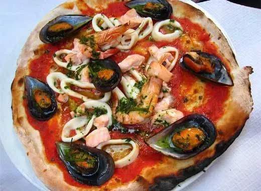 Pizza ai frutti di mare - Ricetta Petitchef