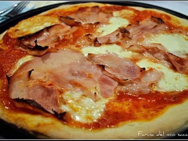 Pizza al latte a lunga lievitazione