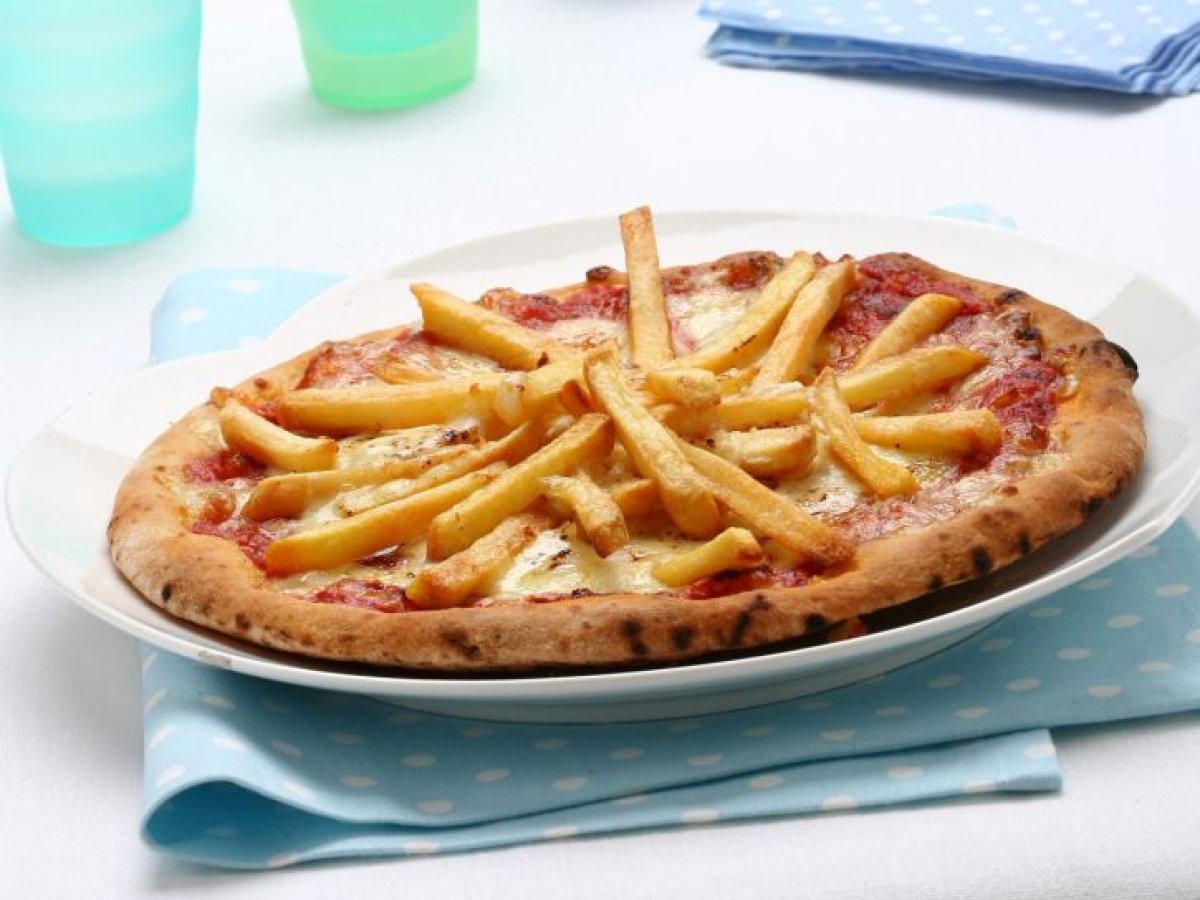 Pizza con le patate fritte