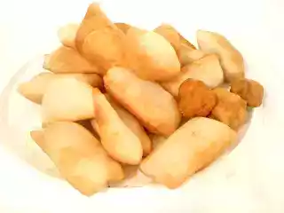 Pizza fritta e fugassin salati e dolci