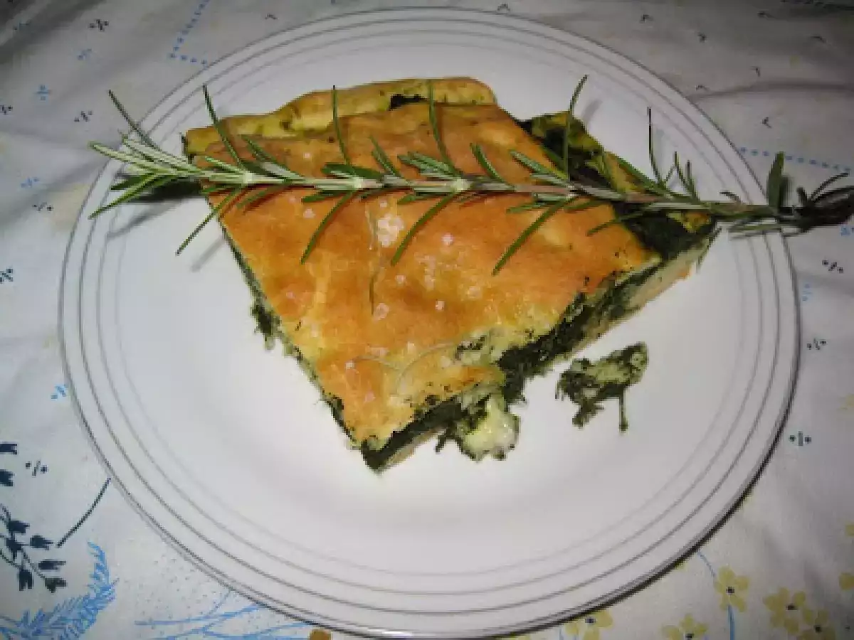Pizza ripiena con cicorietta