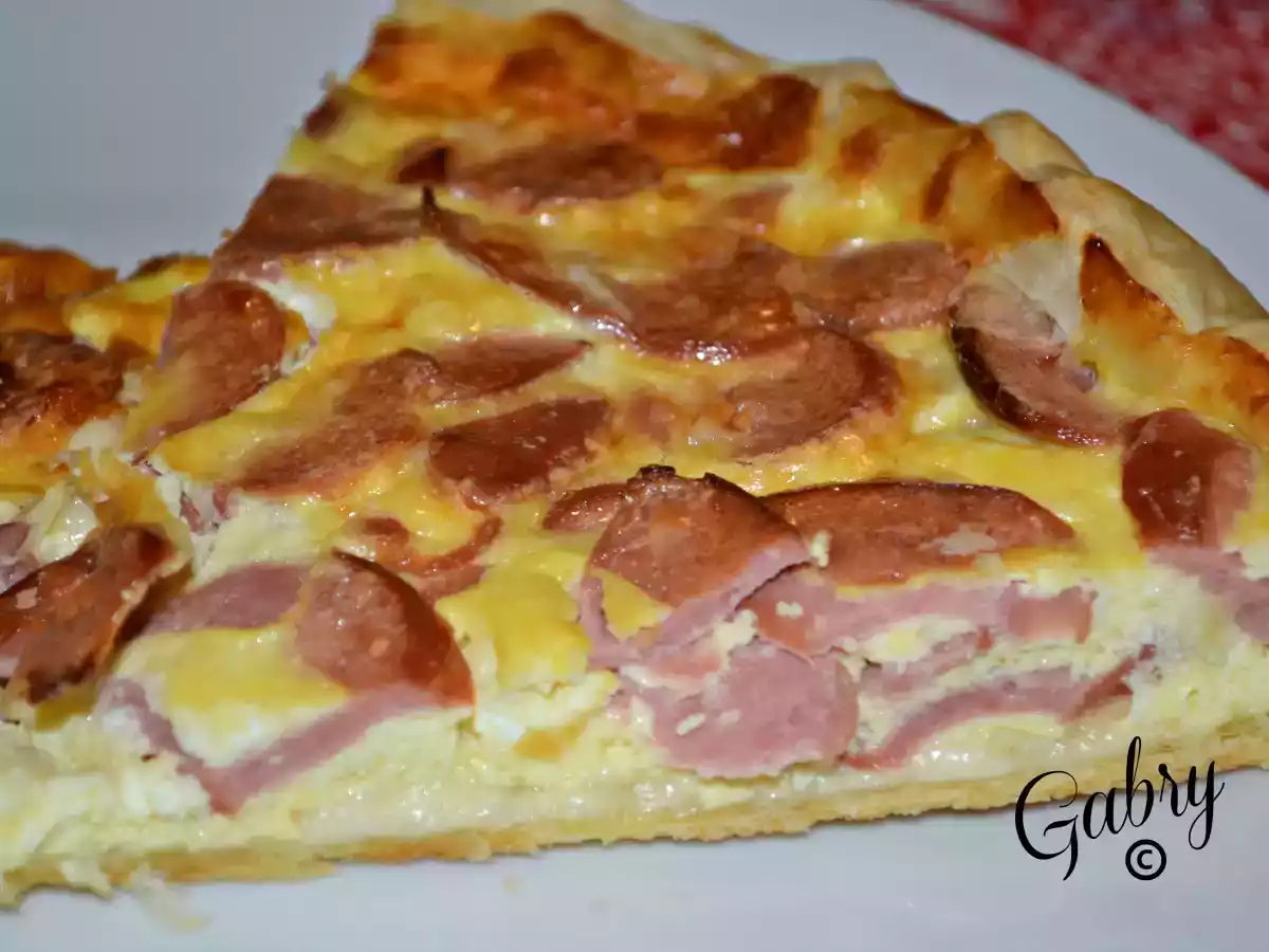 Pizza rustica con stracchino e wurstel - foto 2