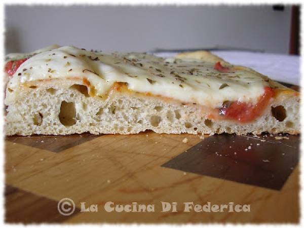 Pizza soffice con farina d'avena