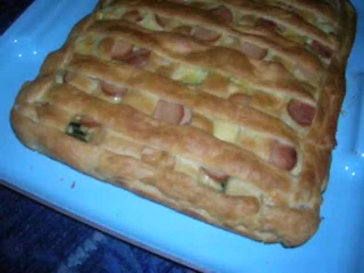 Pizza/sfoglia con zucchine e funghi