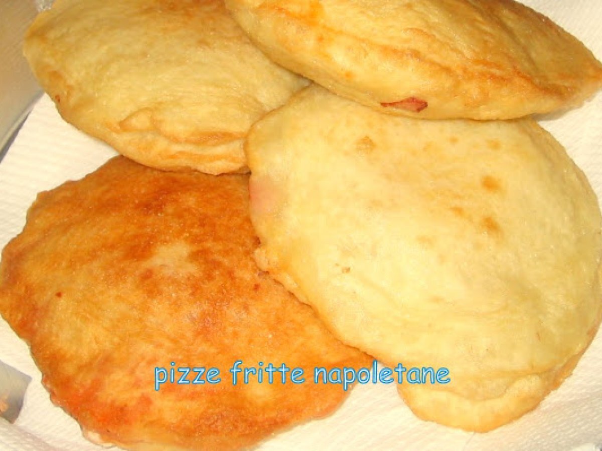 Pizze fritte napoletane
