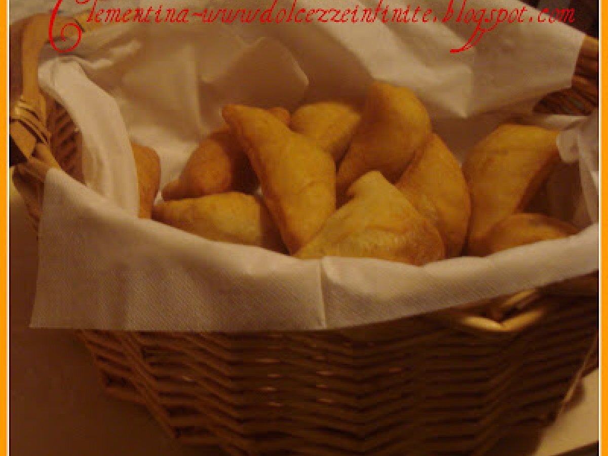 PIZZE FRITTE O PETTOLE DI NATALE - foto 3