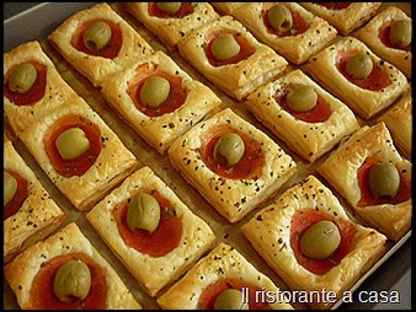 Pizzette con pomodoro e olive, foto 2