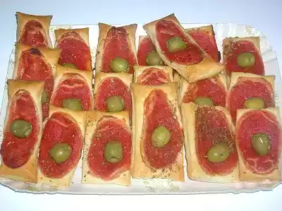 Pizzette di pasta sfoglia