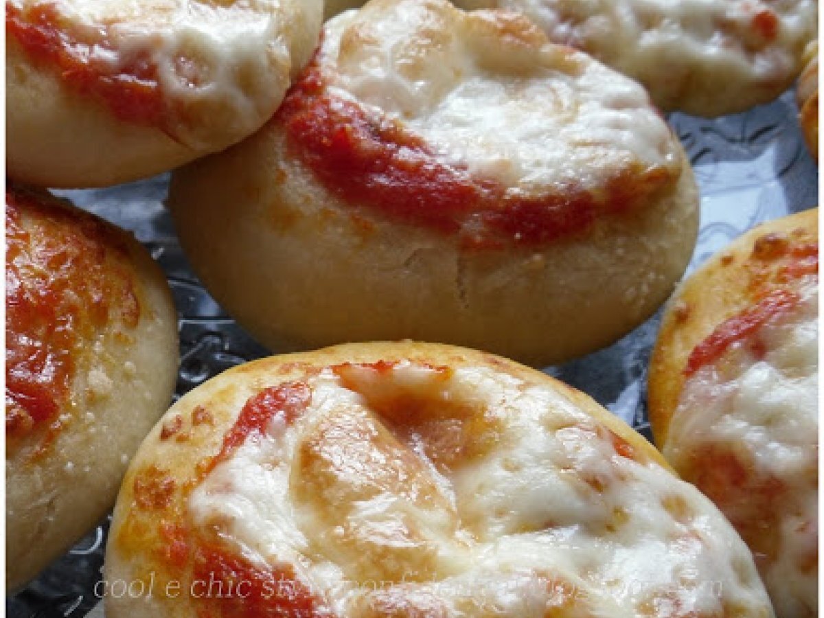 Pizzette morbide e soffici - foto 2