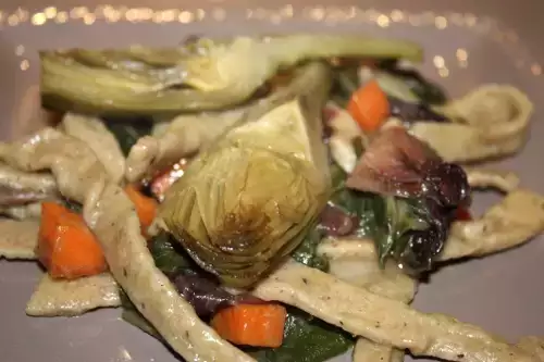 Pizzoccheri (o quasi) con ragù di verdure invernali