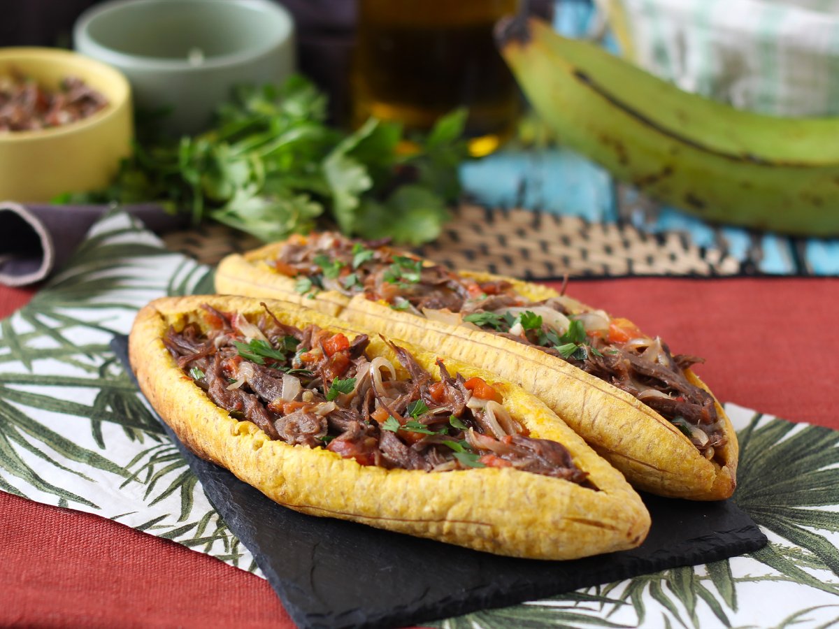 Platani ripieni con carne sfilacciata, la ricetta colombiana spiegata passo a passo, foto 3