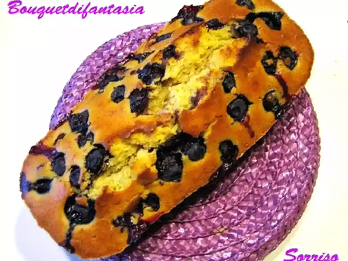 PLUM-CAKE AI MIRTILLI E FIOCCHI D'AVENA e IL PRIMO BLOGCOMPLEANNO