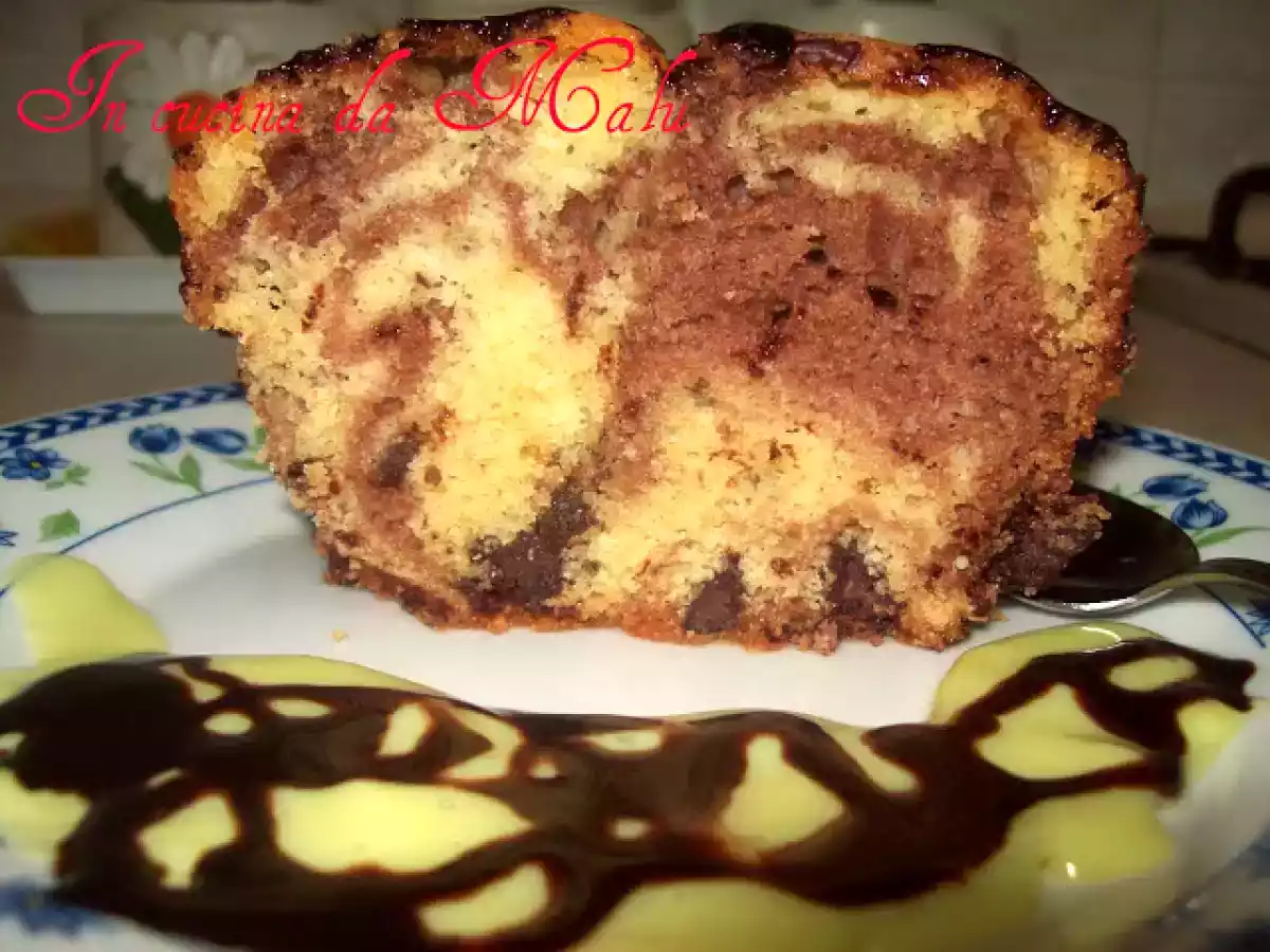 Plum cake al cioccolato con crema di pistacchi