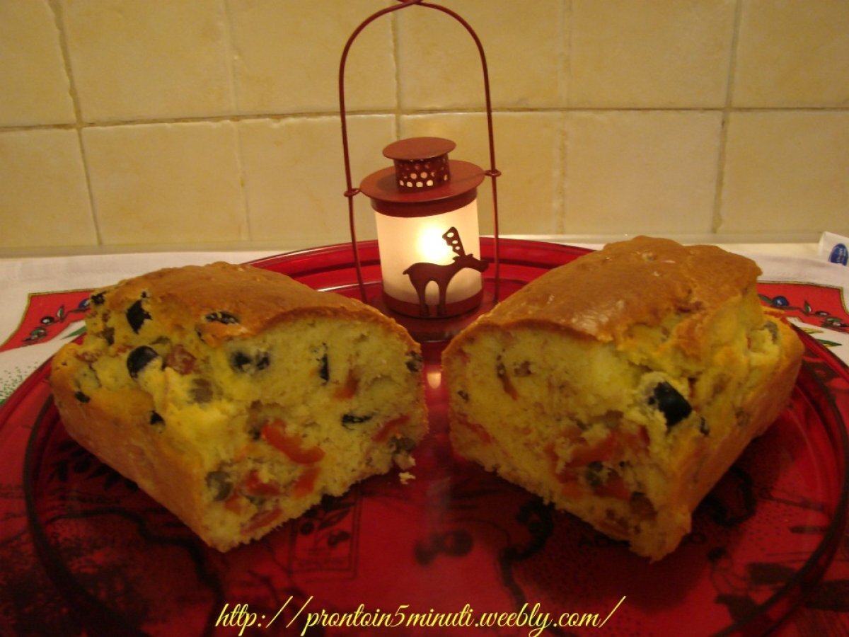 Plumcake ai Peperoni, Tonno e Olive