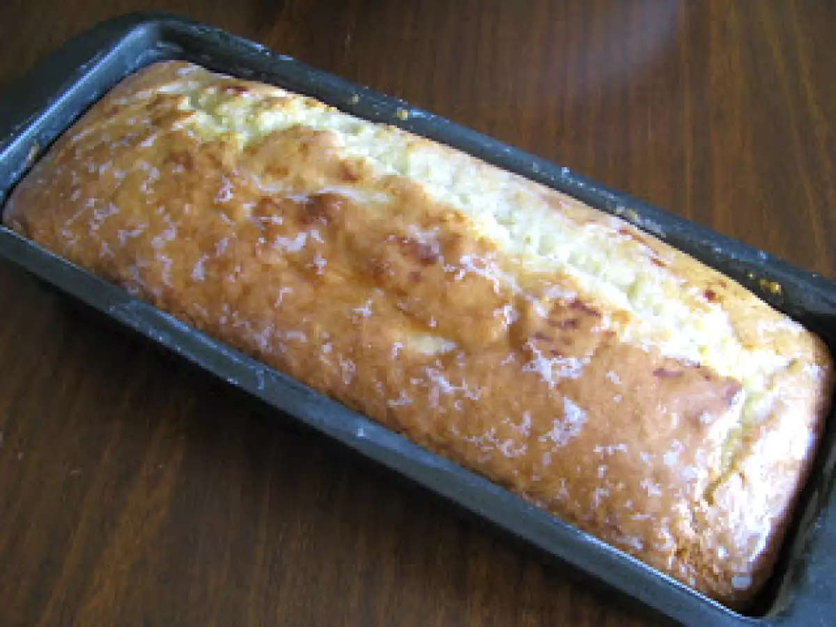 Plumcake al limoncello glassato