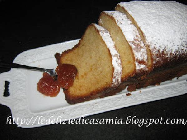 Plumcake con confettura di mele cotogne