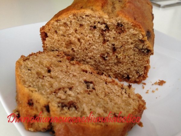 Plumcake con farina integrale e gocce di cioccolato