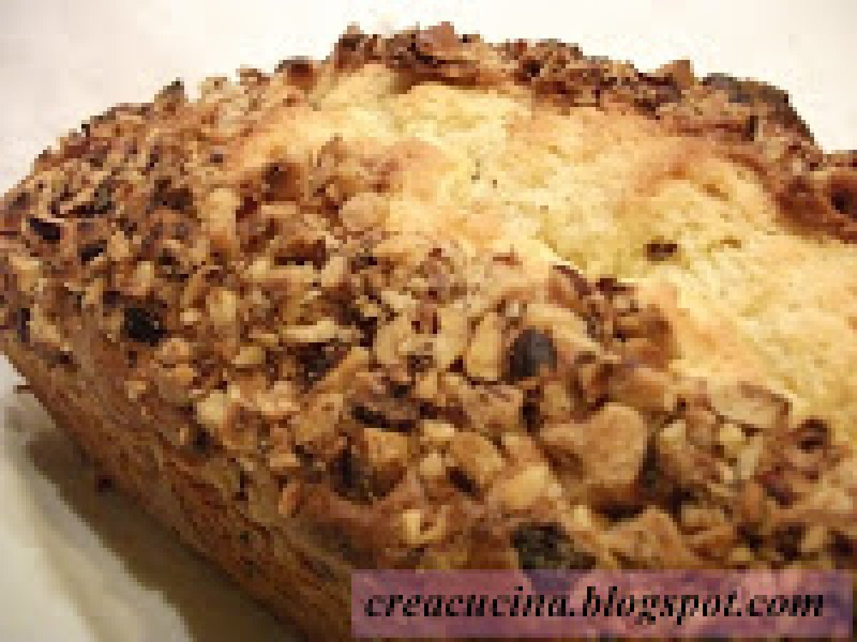 PLUMCAKE CON YOGURT E GOCCE DI CIOCCOLATO IN CROSTA DI NOCCIOLE - foto 4