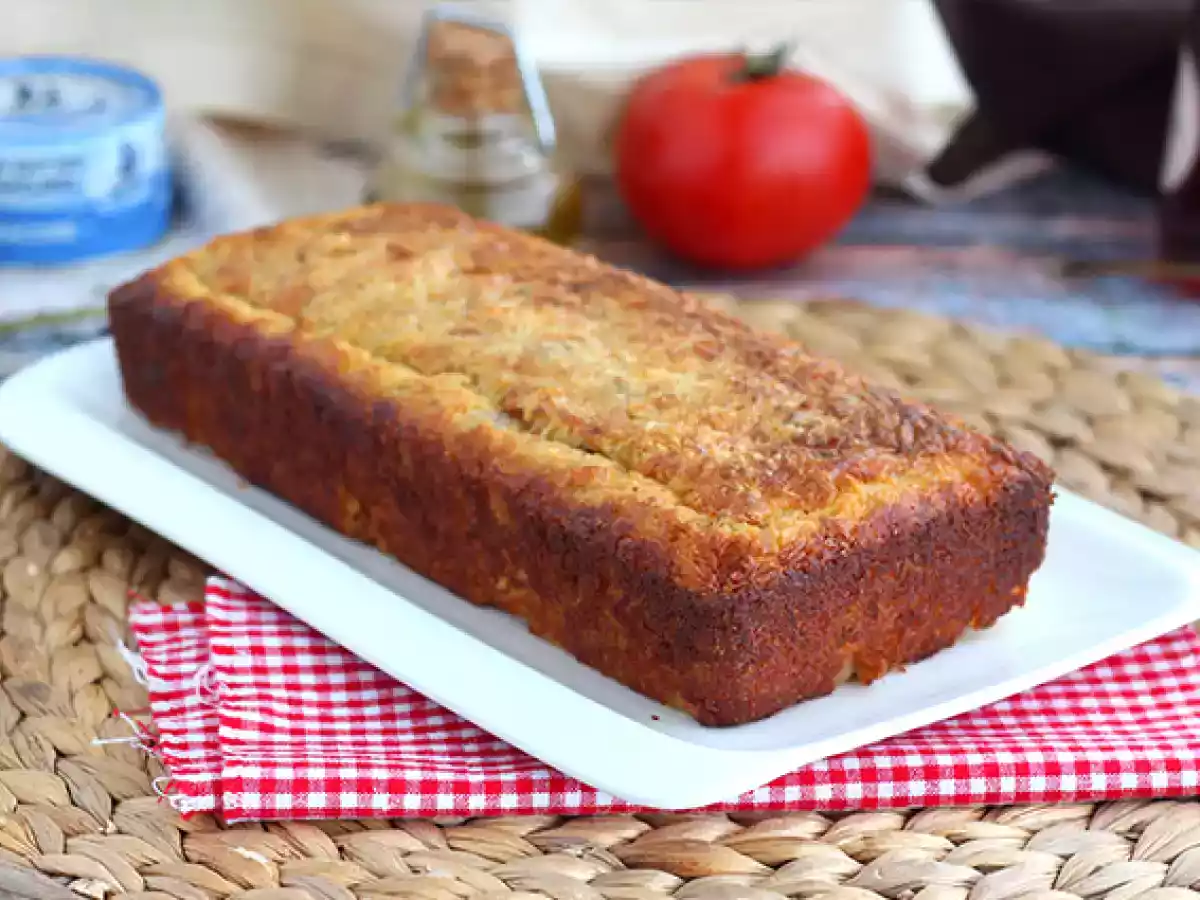 Plumcake salato, la ricetta facile ed economica con il tonno in scatola