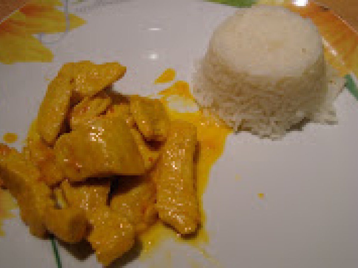 POLLO AGLI AGRUMI E RISO BASMATI