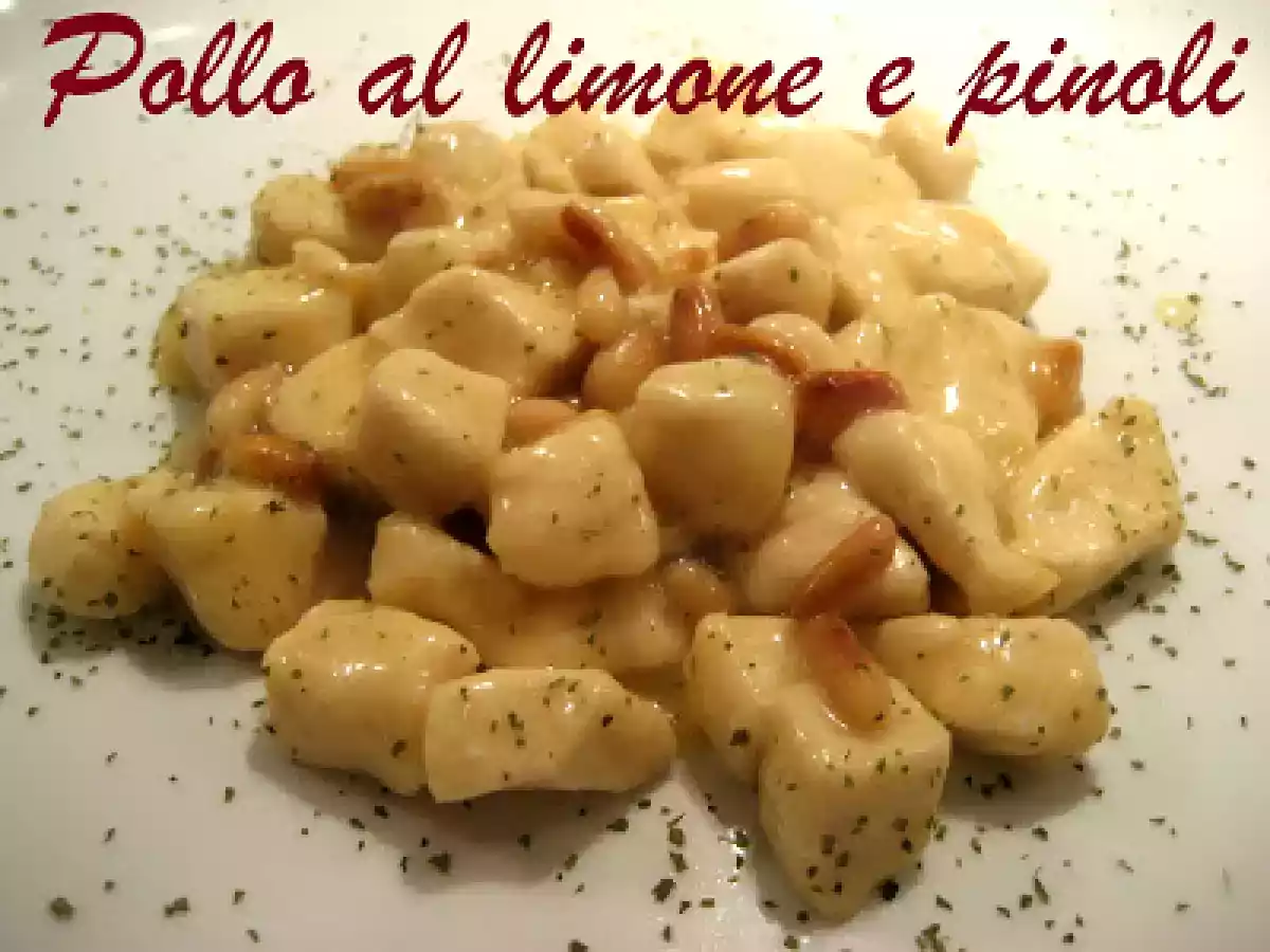 Pollo al limone e pinoli