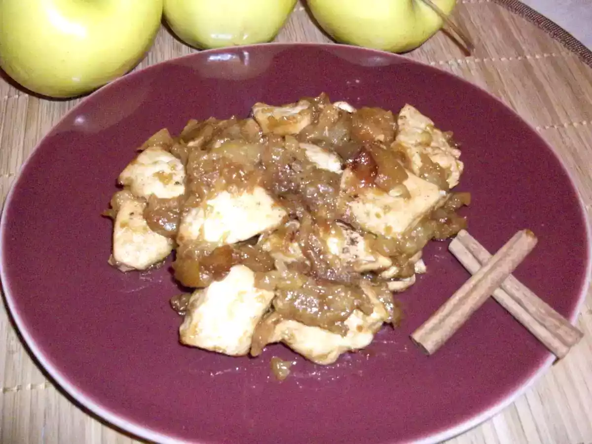 Pollo con mele e cannella