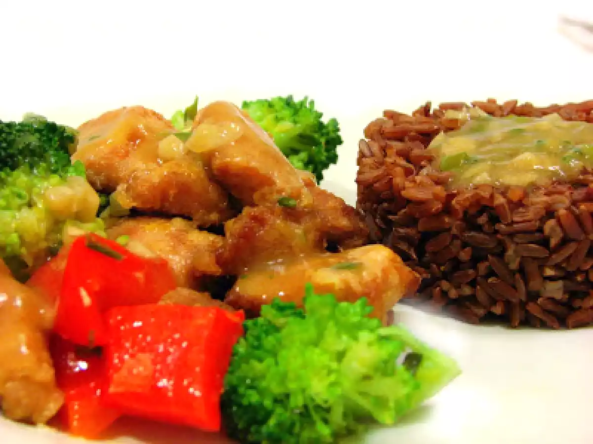 POLLO CROCCANTE ORIENTALE CON SALSA DOLCE ALL'AGLIO - foto 2