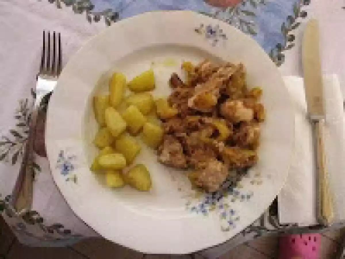 Pollo in agrodolce e patate al curry