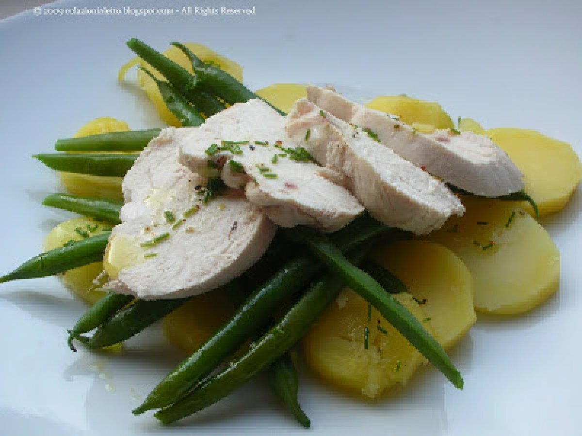 Pollo in insalata con fagiolini e patate