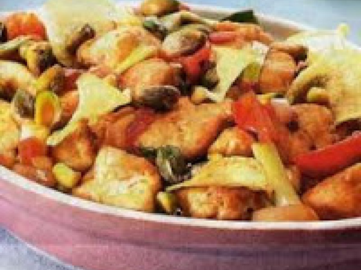 Pollo in padella con verdure