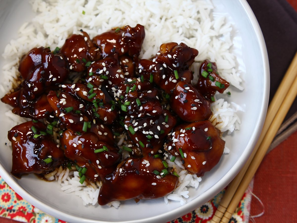 Pollo teriyaki con riso basmati, la ricetta asiatica da acquolina in bocca!