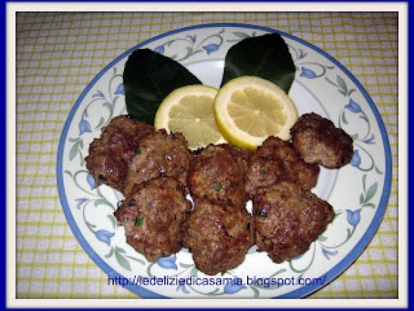 Polpette di carne equina in foglie di limone per una tradizione molto... catanese