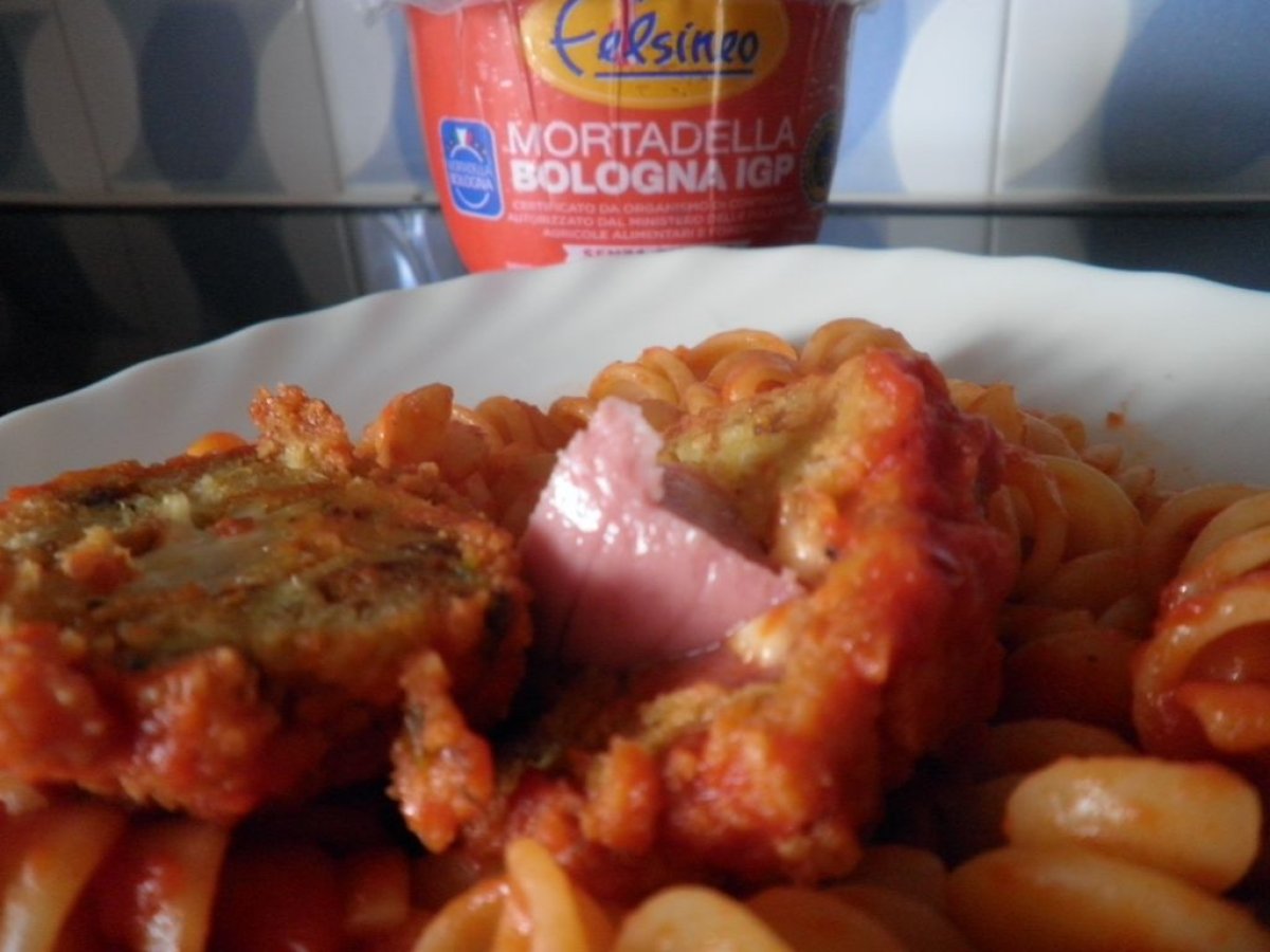 Polpette di pane con cuore di Mortadella e mozzarella - foto 4