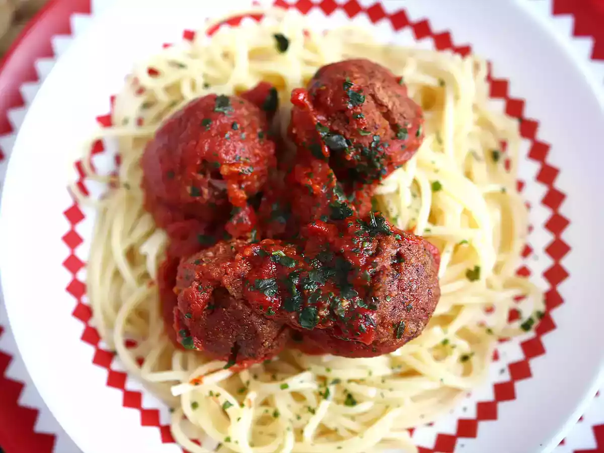 Polpette di seitan al pomodoro, la ricetta vegana facile da preparare - foto 4