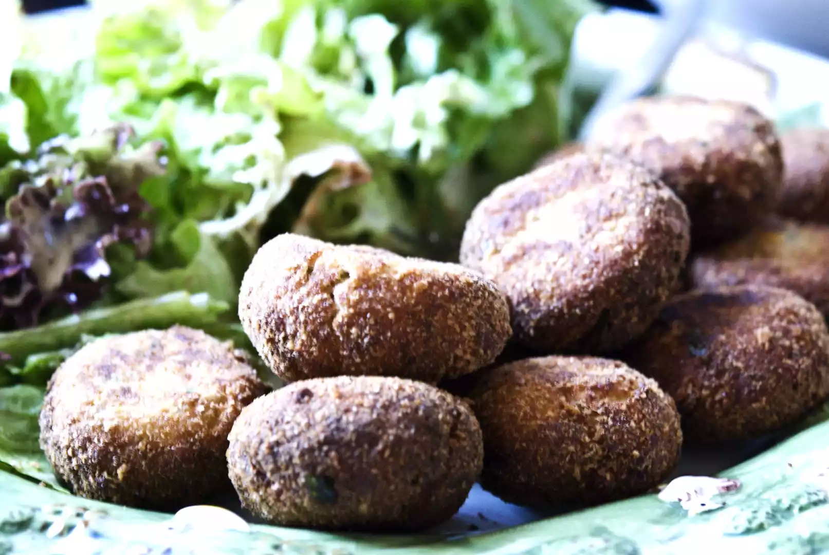 Polpette di tonno e ricotta in padella