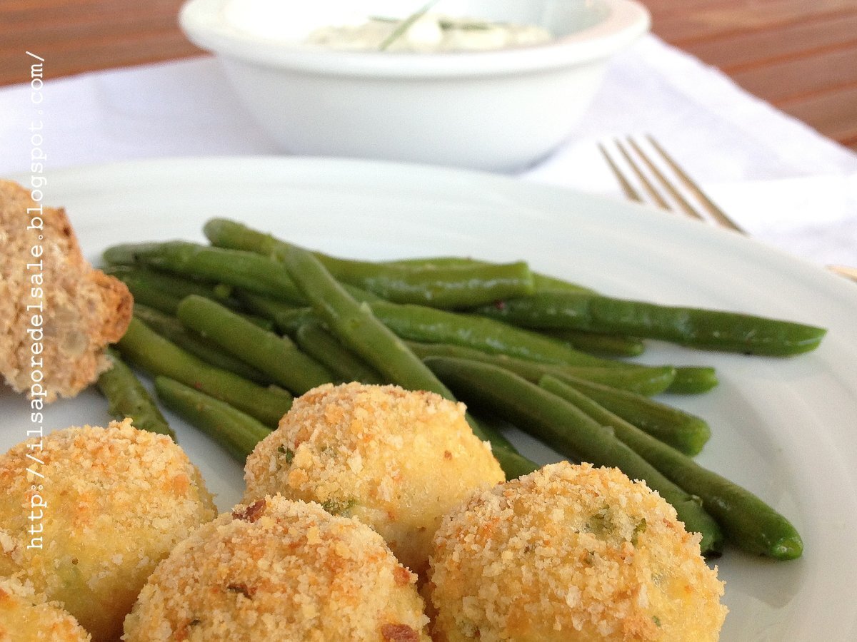 Polpette gamberi e merluzzo con salsa allo yogurt